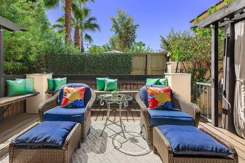 318 Villaggio E Palm Springs, CA 92262
