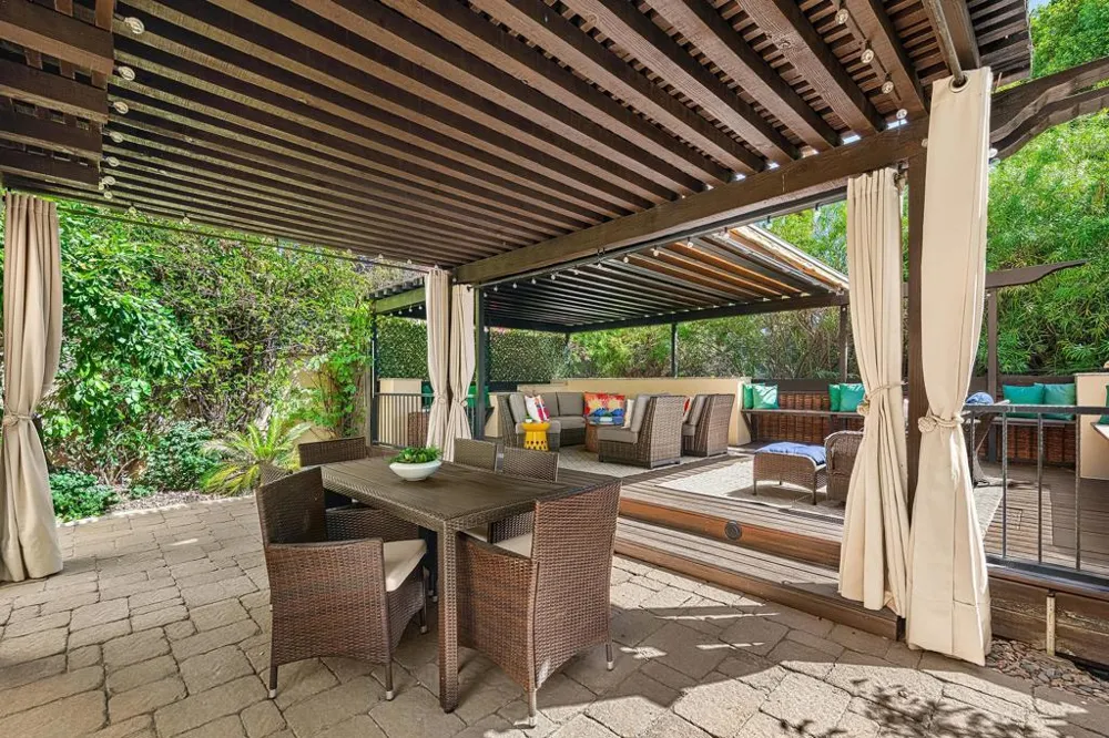 318 Villaggio E Palm Springs, CA 92262