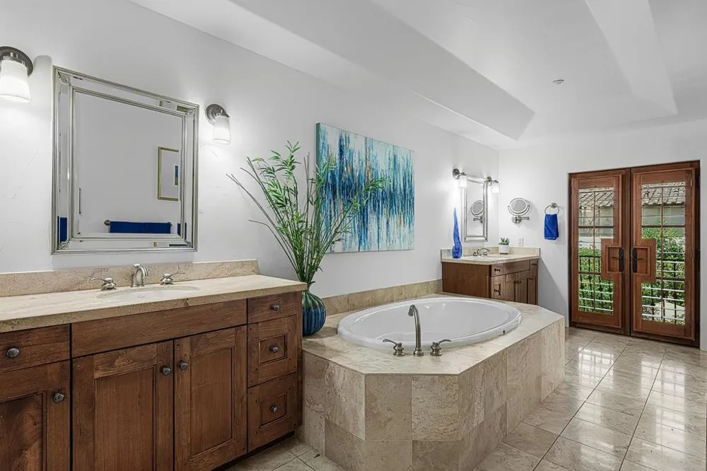 318 Villaggio E Palm Springs, CA 92262