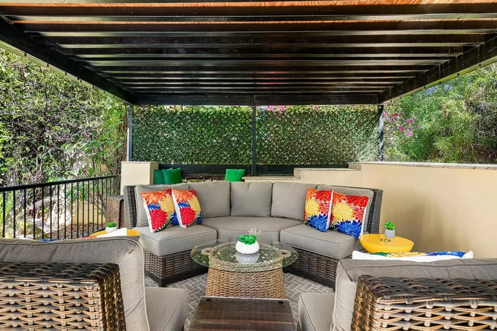 318 Villaggio E Palm Springs, CA 92262