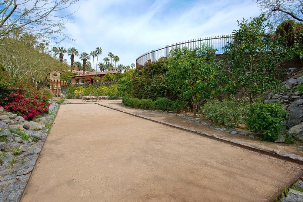 318 Villaggio E Palm Springs, CA 92262