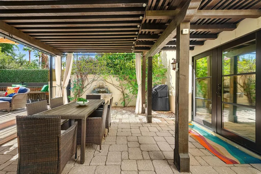 318 Villaggio E Palm Springs, CA 92262