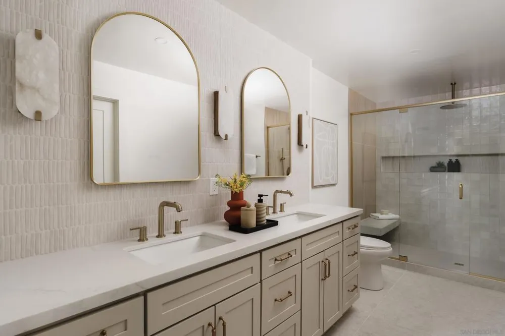 1642 Via Barlovento San Marcos, CA 92078