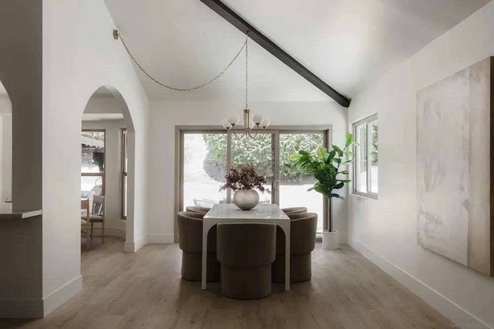 1642 Via Barlovento San Marcos, CA 92078