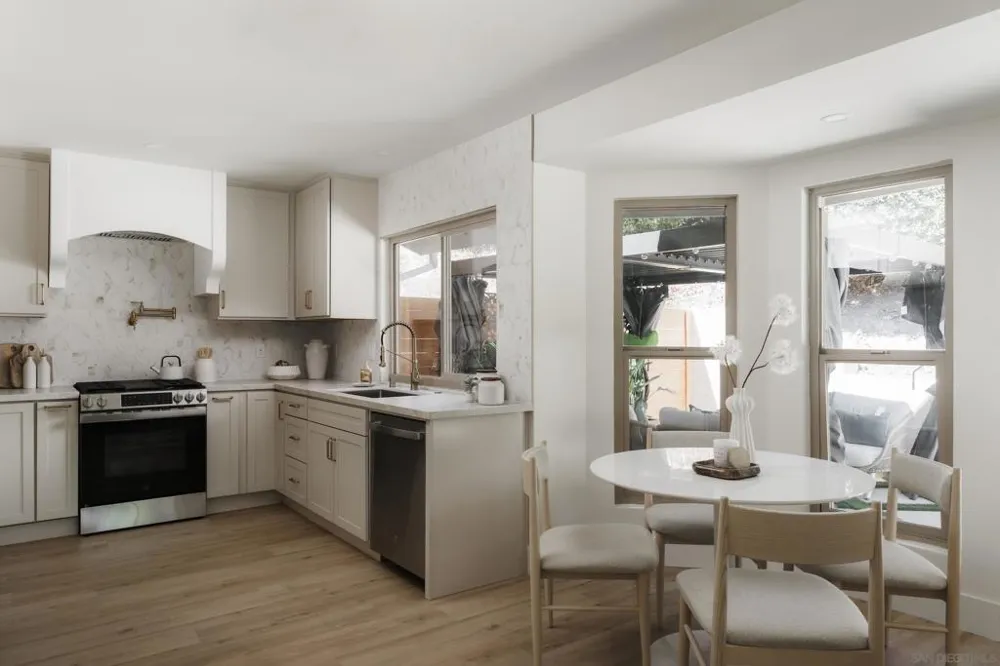 1642 Via Barlovento San Marcos, CA 92078