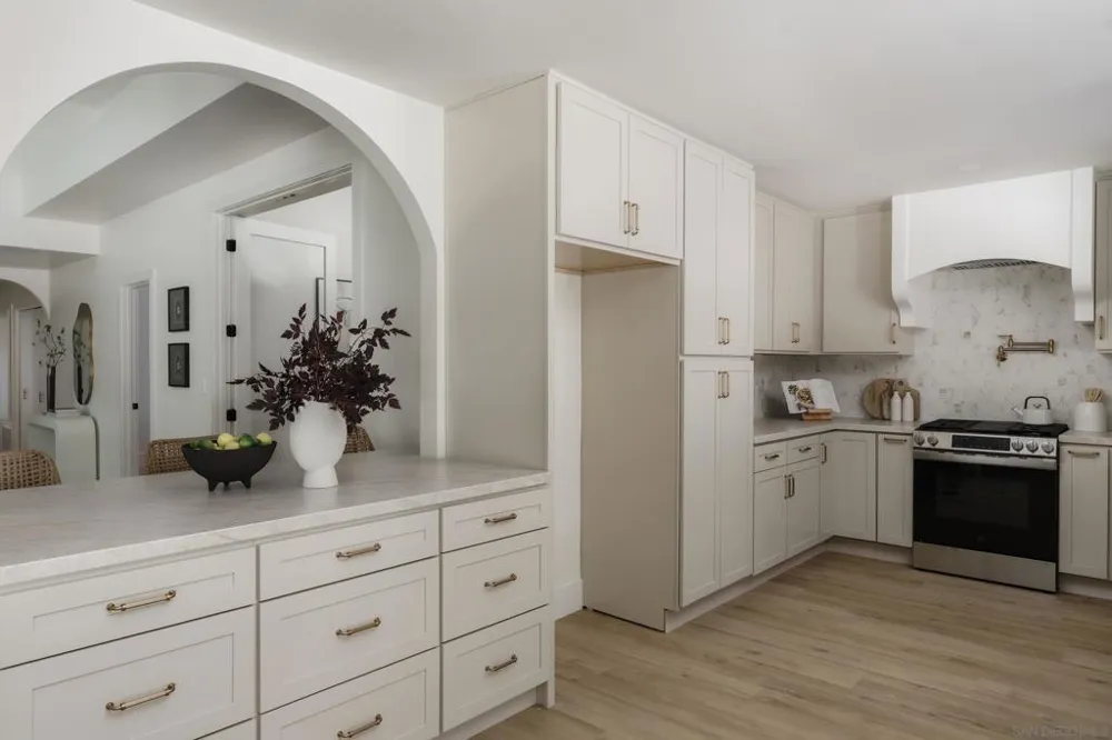 1642 Via Barlovento San Marcos, CA 92078