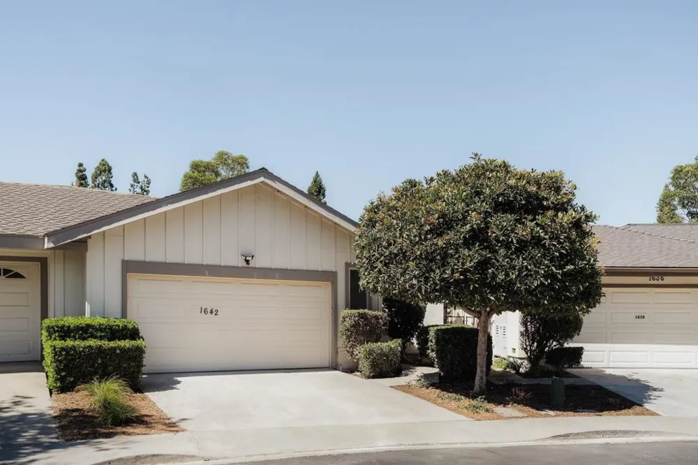 1642 Via Barlovento San Marcos, CA 92078