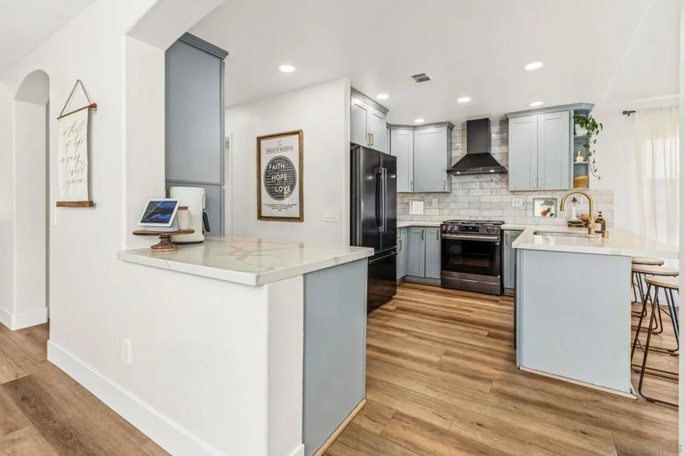 1616 Rd San Diego, CA 91913