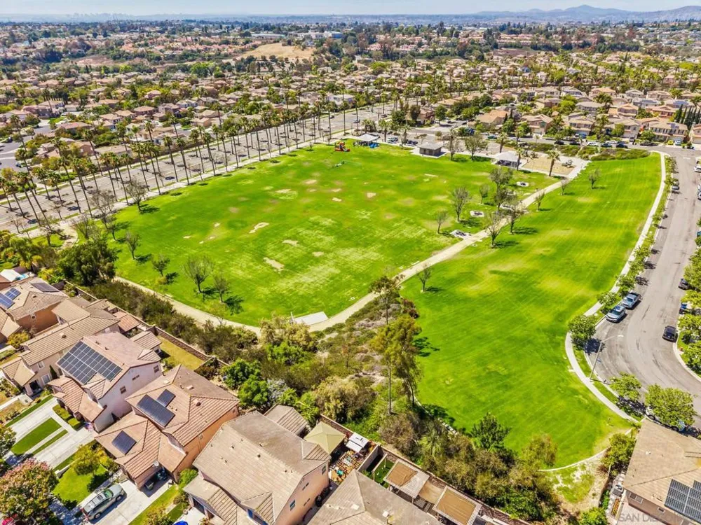 1616 Rd San Diego, CA 91913