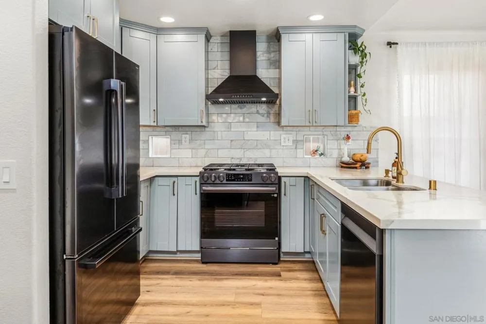 1616 Rd San Diego, CA 91913