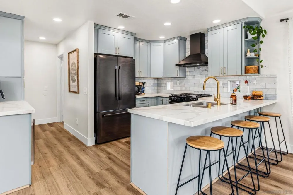 1616 Rd San Diego, CA 91913
