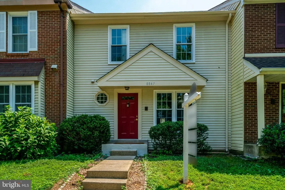 8847 WINDING HOLLOW WAY Springfield, VA 22152