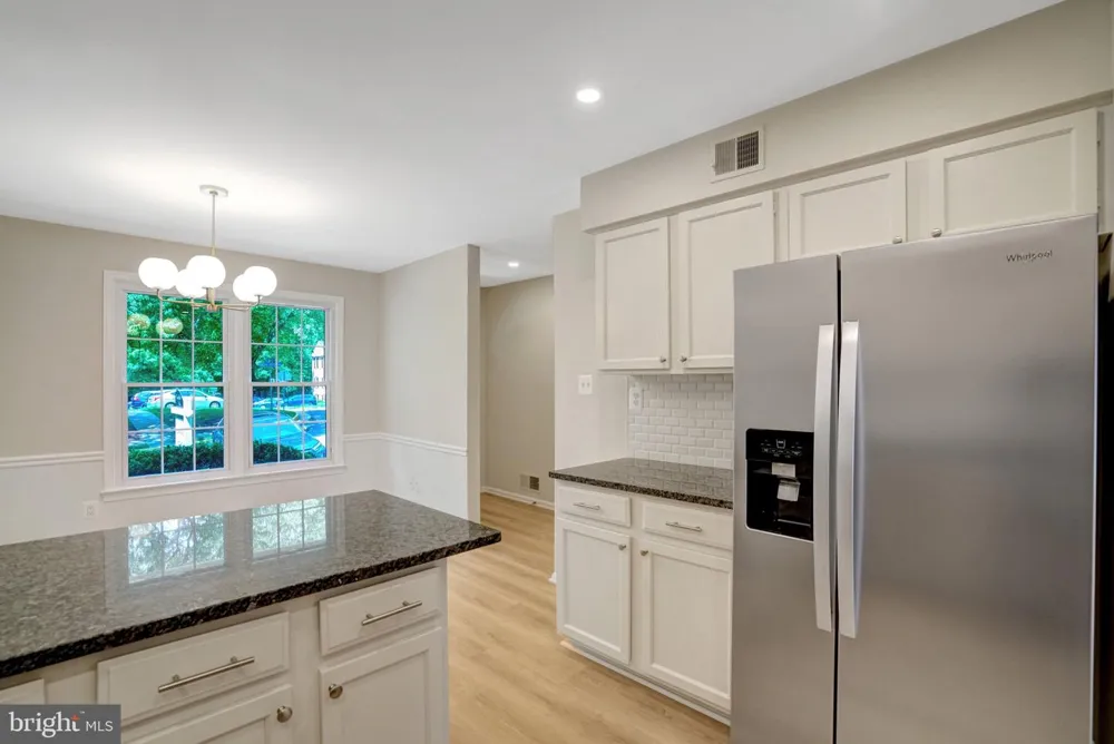 8847 WINDING HOLLOW WAY Springfield, VA 22152