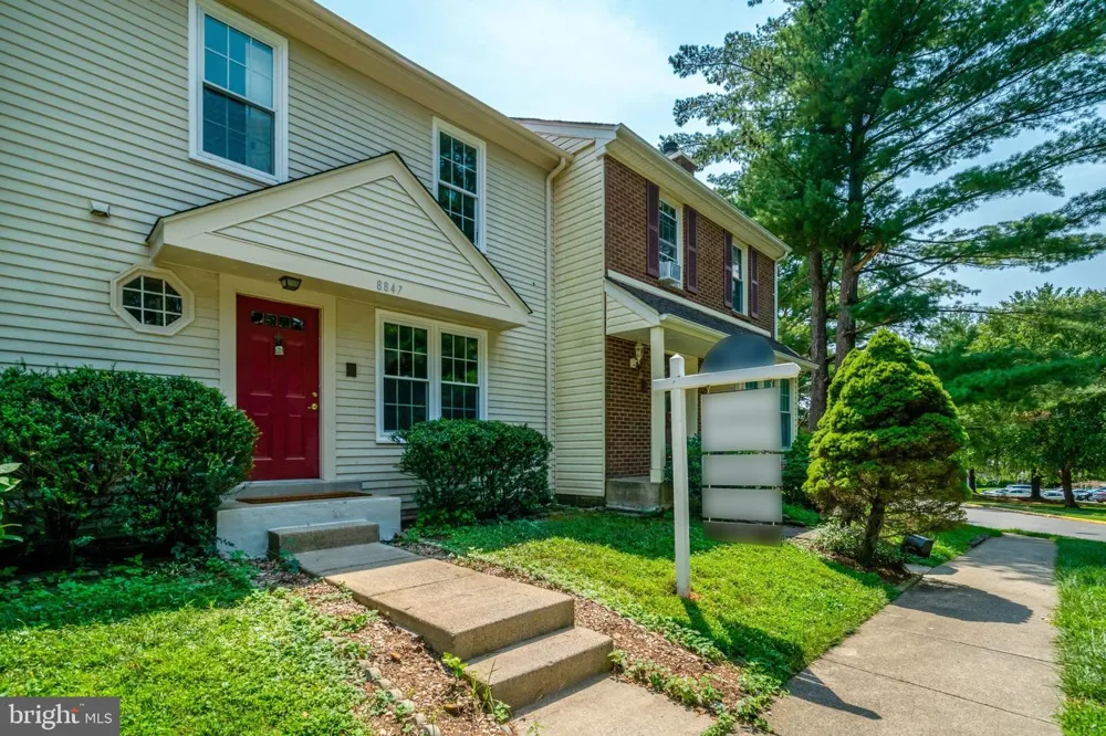 8847 WINDING HOLLOW WAY Springfield, VA 22152