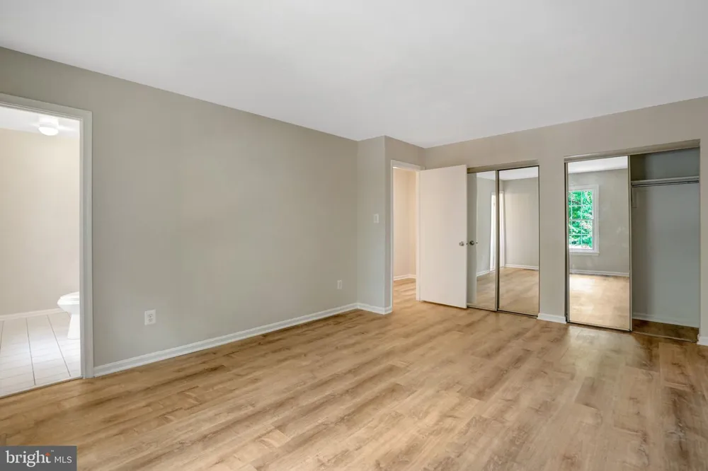 8847 WINDING HOLLOW WAY Springfield, VA 22152