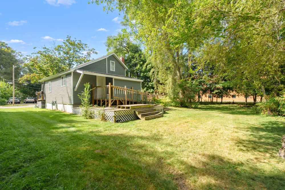 1209 John Street Kalamazoo, MI 49001