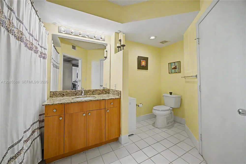 1330 West Ave #2412 Miami Beach, FL 33139