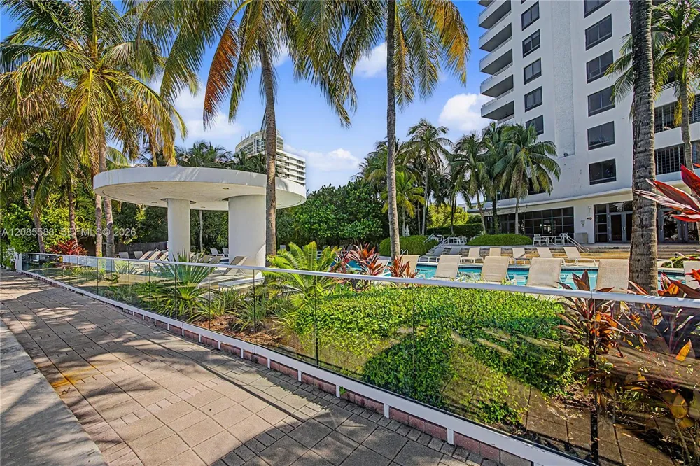1330 West Ave #2412 Miami Beach, FL 33139
