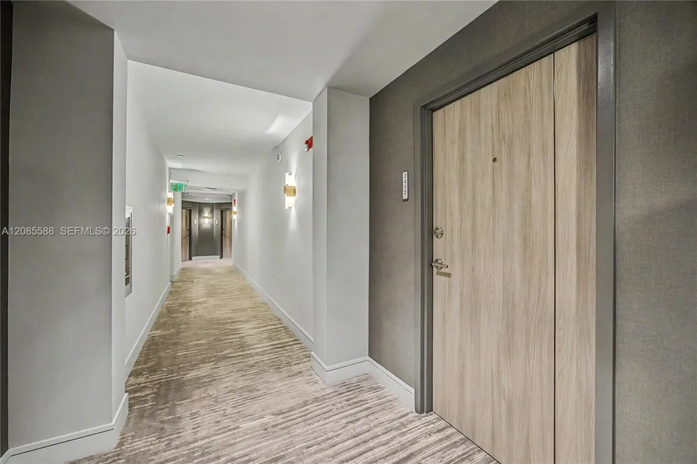 1330 West Ave #2412 Miami Beach, FL 33139