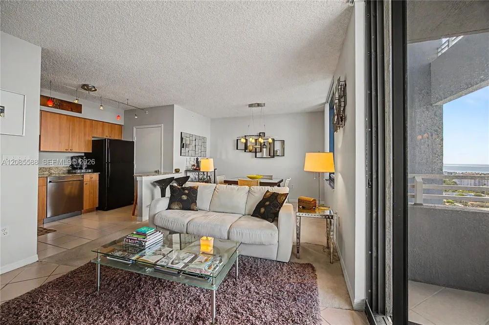 1330 West Ave #2412 Miami Beach, FL 33139