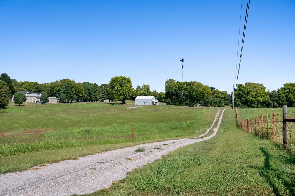 3017 Abigail Ln Columbia, TN 38401