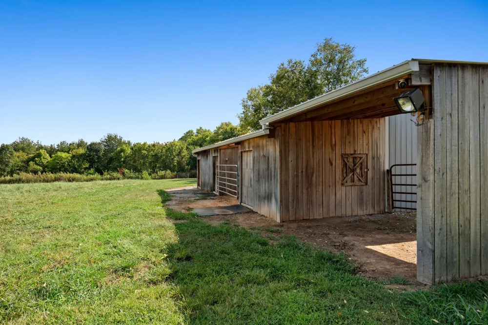 3017 Abigail Ln Columbia, TN 38401