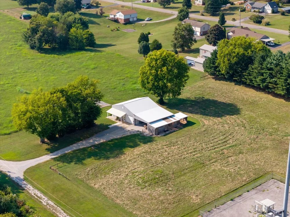 3017 Abigail Ln Columbia, TN 38401