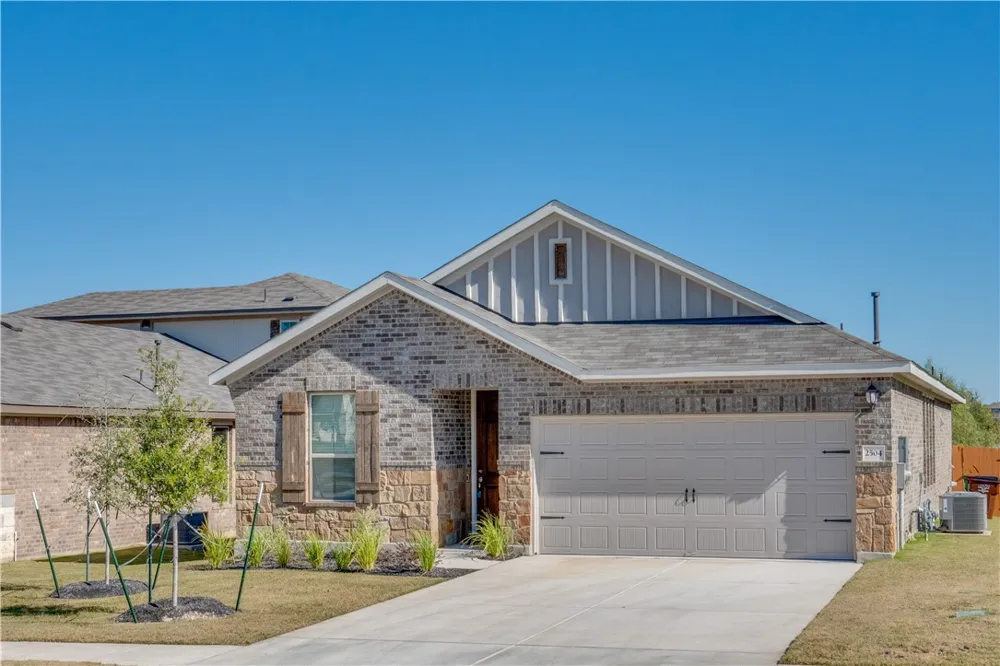 2504 Hat Bender Loop Round Rock, TX 78664