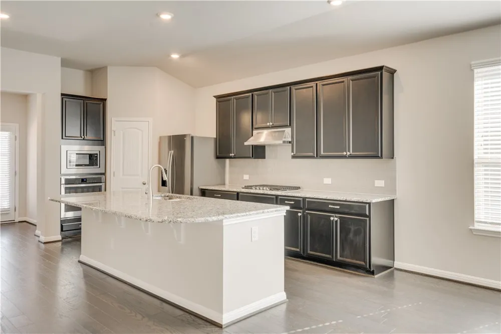 2504 Hat Bender Loop Round Rock, TX 78664