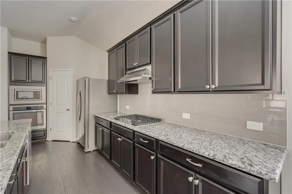2504 Hat Bender Loop Round Rock, TX 78664