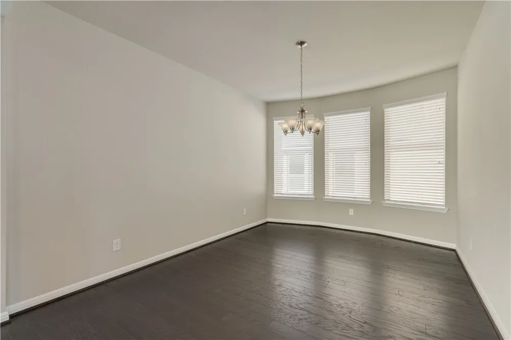 2504 Hat Bender Loop Round Rock, TX 78664
