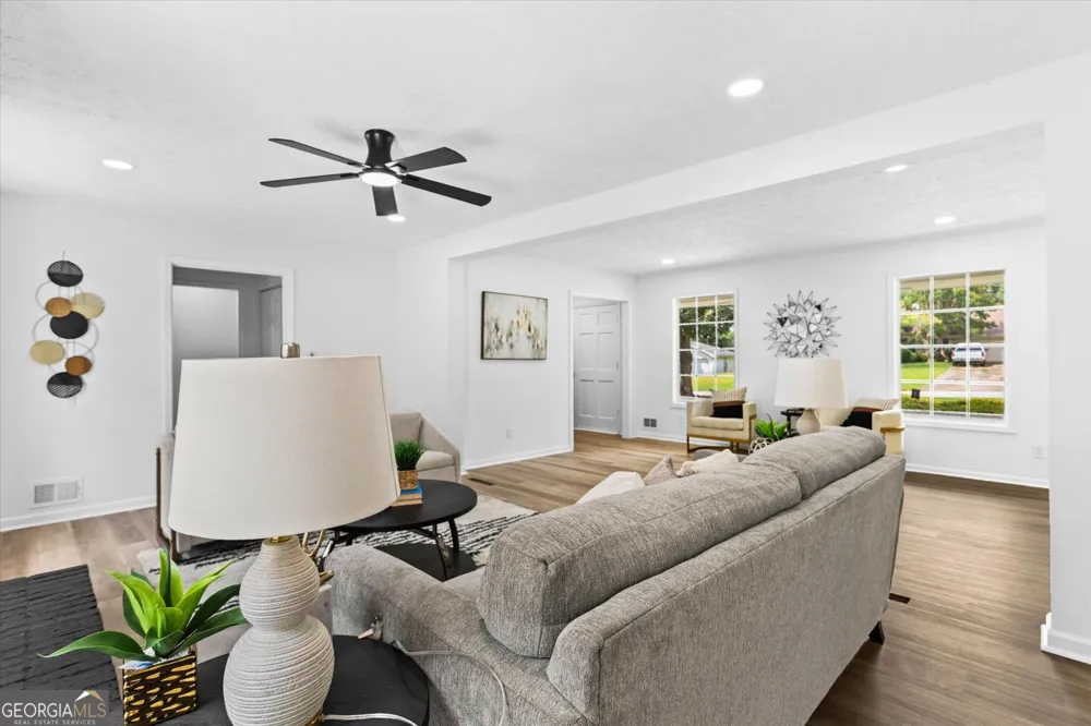 4607 Bexley DR Stone Mountain, GA 30083