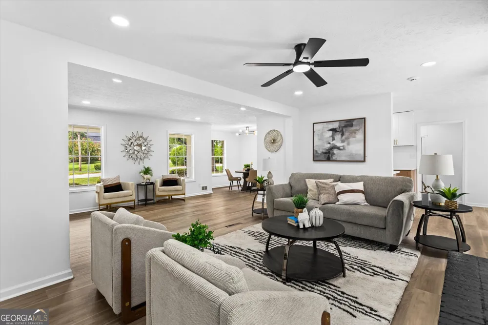 4607 Bexley DR Stone Mountain, GA 30083