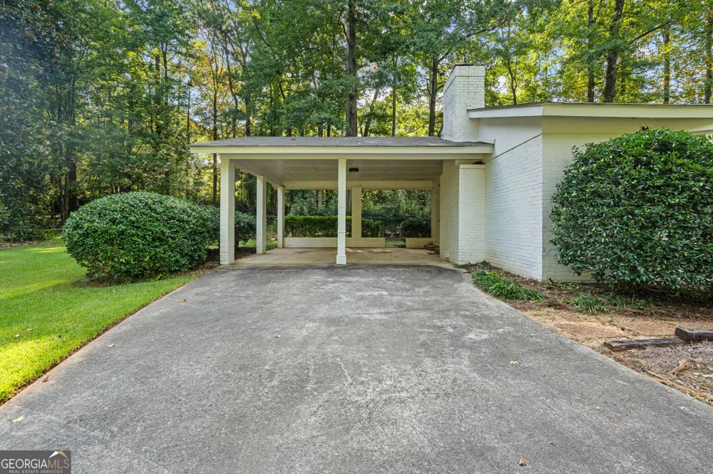 509 Nelson DR Thomaston, GA 30286