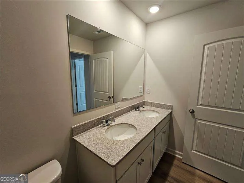 27 Berryville DR Dawsonville, GA 30534