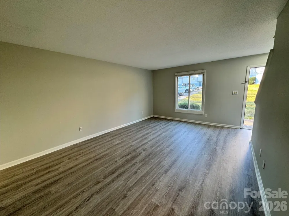 1906 Mereview Court #8 Charlotte, NC 28210