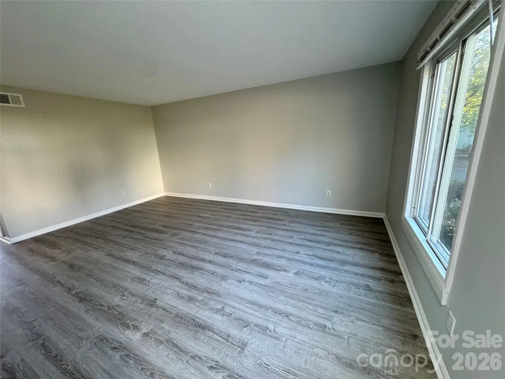 1906 Mereview Court #8 Charlotte, NC 28210