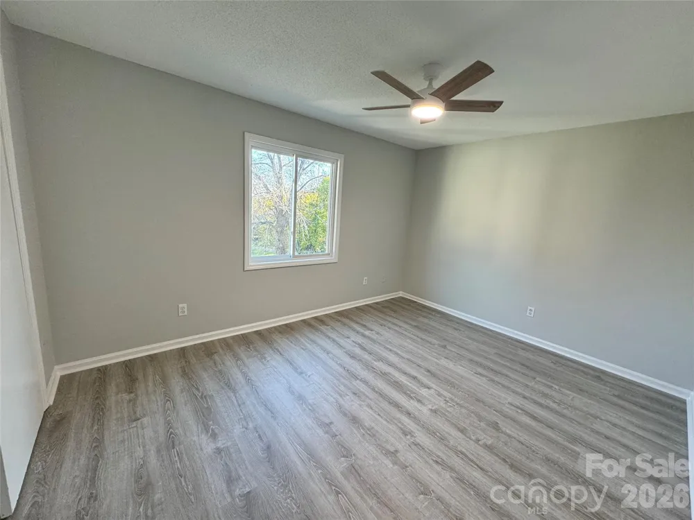 1906 Mereview Court #8 Charlotte, NC 28210