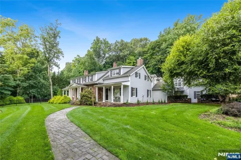 72 Hopper Farm
