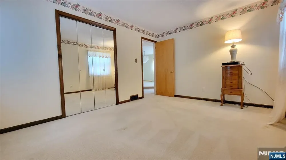 749 Ten Eyck Avenue Lyndhurst, NJ 07071
