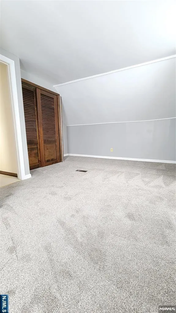 749 Ten Eyck Avenue Lyndhurst, NJ 07071