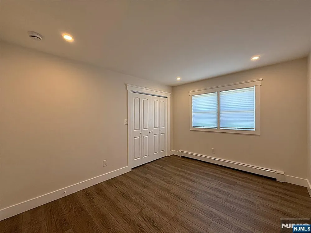 682 Valley Brook Avenue 2 Lyndhurst, NJ 07071