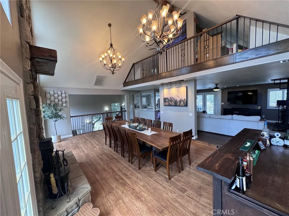 5260 Desert View Lane Wrightwood, CA 92397
