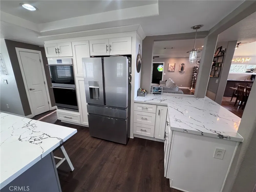 5260 Desert View Lane Wrightwood, CA 92397