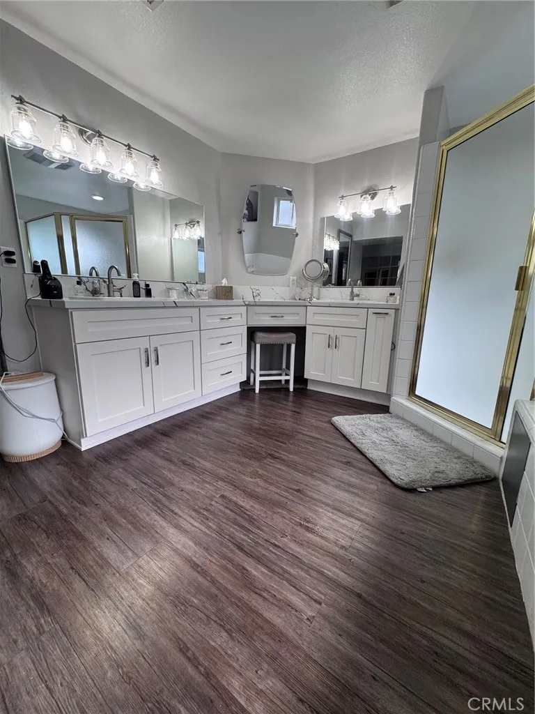 5260 Desert View Lane Wrightwood, CA 92397
