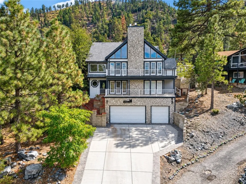 5260 Desert View Lane Wrightwood, CA 92397