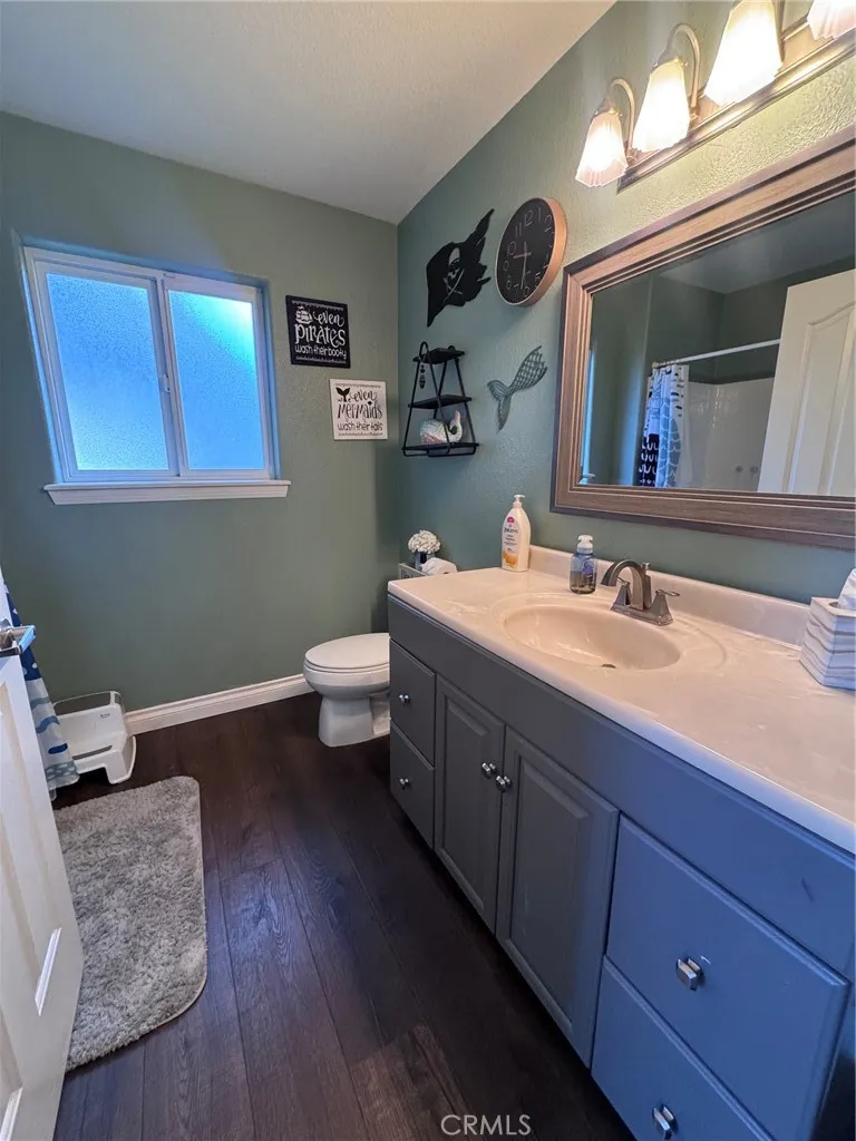 5260 Desert View Lane Wrightwood, CA 92397