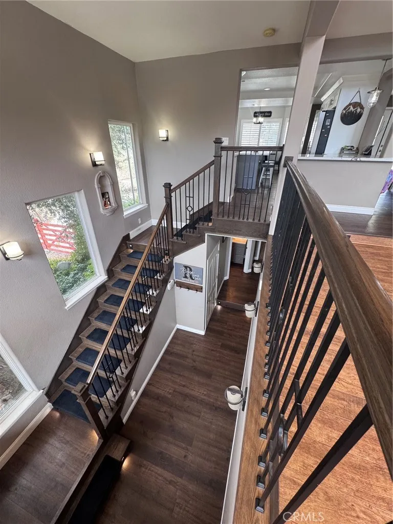 5260 Desert View Lane Wrightwood, CA 92397