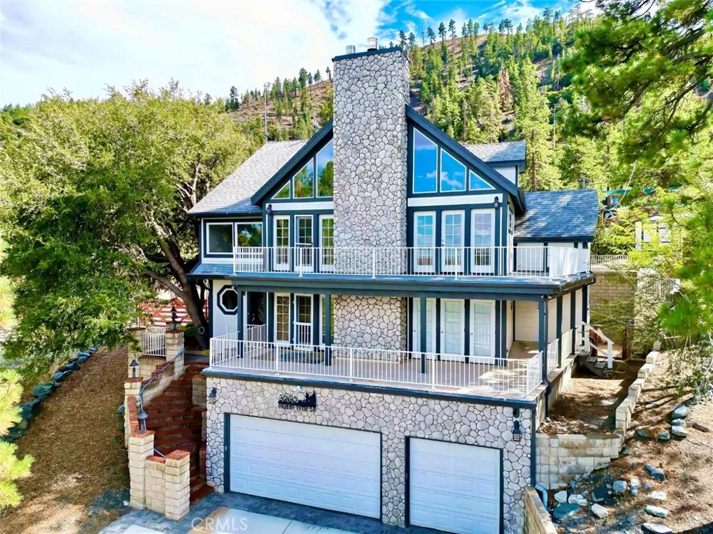 5260 Desert View Lane Wrightwood, CA 92397