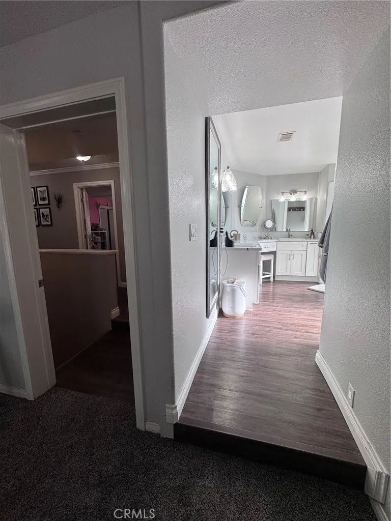 5260 Desert View Lane Wrightwood, CA 92397